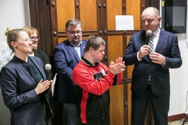 Uroczyste otwarcie XXIX wystawy rękodzieła osób niepełnosprawnych "My też potrafimy”, fot. Andrzej Goiński/UMWKP